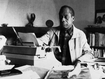 11 Memoir Examples to Inspire You