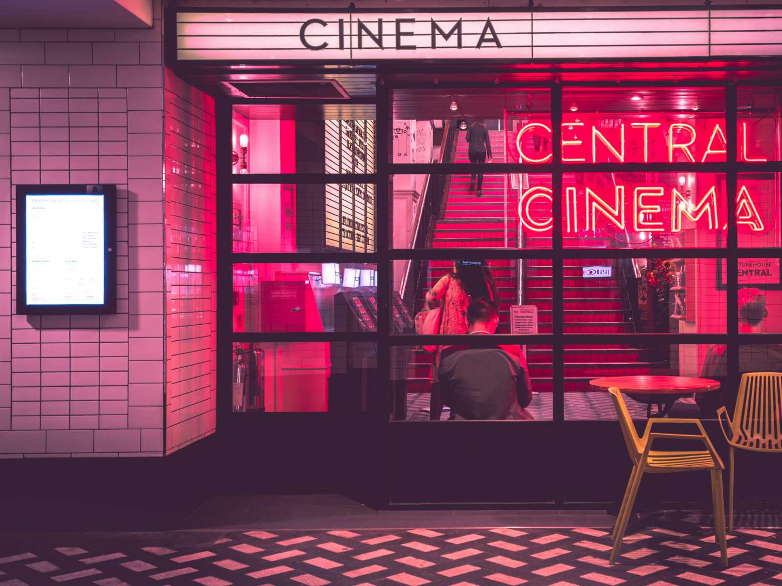 Guide to Screenwriting: Format, Structure, and Tips for New Writers